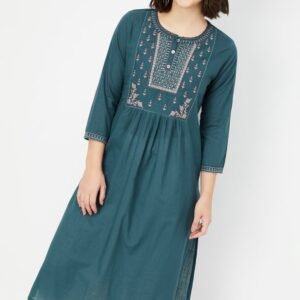 Women Yoke Embroidered Straight Kurta