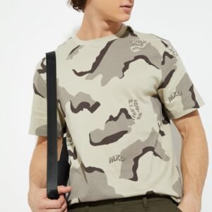 URB_N Men Camouflage Print T-shirt