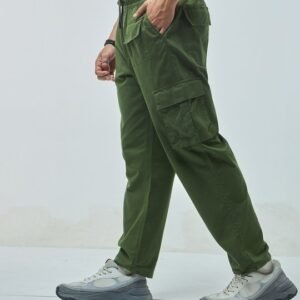 Men’s Green Oversized Cargo Trousers – Relaxed and Comfortable