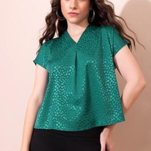 Green Blouse with Collar and Kimono Sleeves